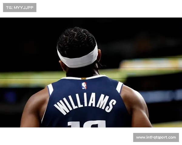 火箭主力前锋小贾巴里史密斯脚踝受伤成疑 出战独行侠前景悬而未决